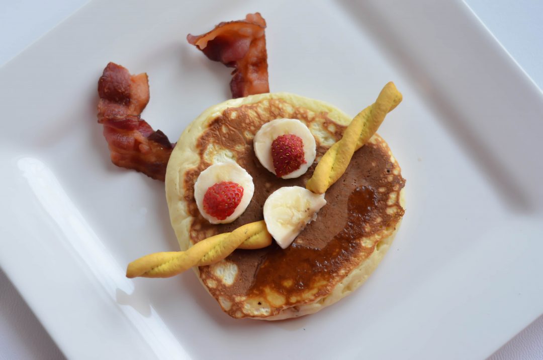 Bunny Breakfast idea for Easter fun! Simply pancake with items you already have in your kitchen.